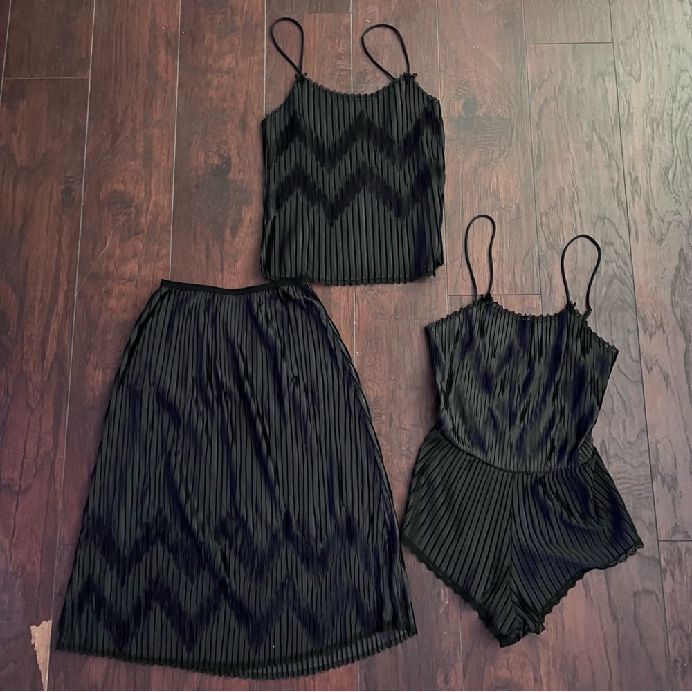 Vintage Pleats II Maidenform Size 32 Black Lingerie Set Of 3 Slip, Cami, Teddy